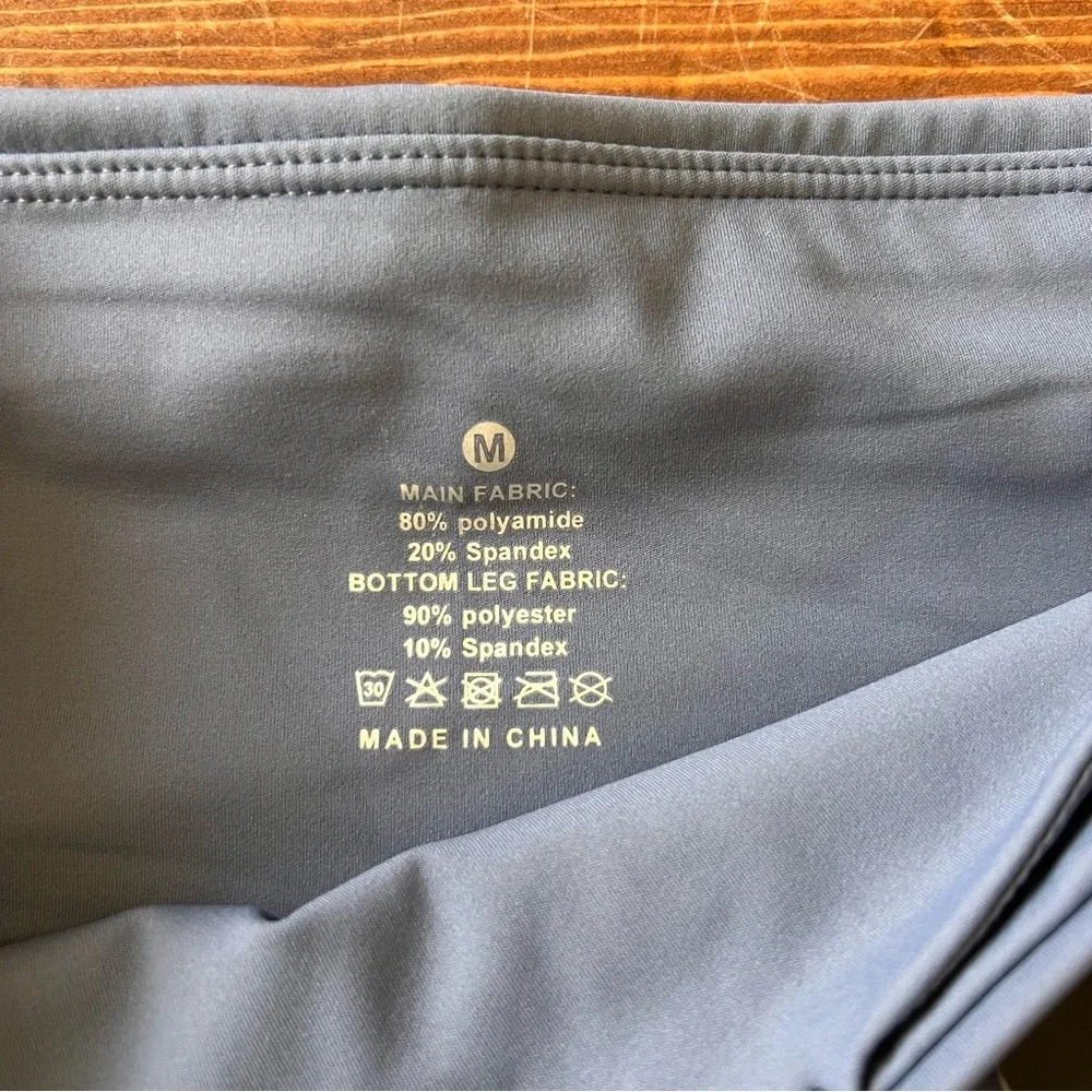 The Gym People Women's Athletic Shorts Size Medium Blue Lined Pockets NWT - Picture 7 of 10